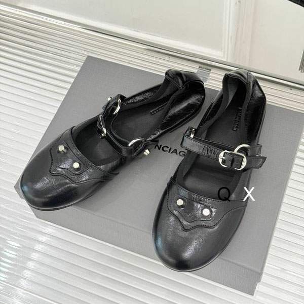 Picture of Balenciaga Shoes _SKUBALENCIAGAsz35-40JX03011372